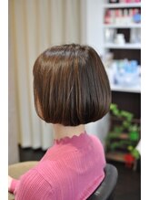 サックスヘアー(Saks hair) イルミナカラーで大人ボブ[おすすめは白髪ぼかし/オージュア ]