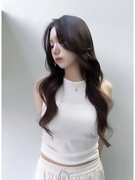 ミーナ バイ アーバン(Meena by urban.) 透明感ブラウンカラーと大人スタイル♪ Instagram @n.aicm98