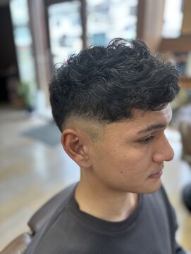 ヤスイ(YASUI) フェード