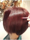 ▼40代ママヘアスタイル 艶カラーで綺麗見えするショートヘア
