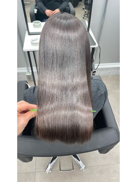 シンシア 新宿(CYNTHIA) 【CYNTHIA/イリス】髪質改善/髪質改善縮毛矯正/髪質改善カラー