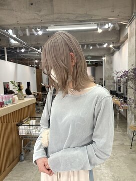 カシェル(cashel kishaba) ホワイトベージュ