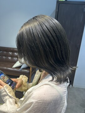 シーン 池袋(scene.) scene.【池袋西口1b出口徒歩3分】Greige