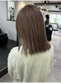 横浜西口ミディアムレイヤーカットブリーチカラーダブルカラー