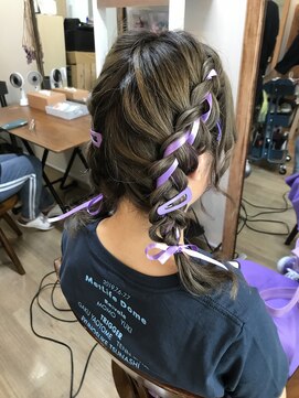 ロカット サロン(Roquat Salon) リボンツインあみおろし【ヘアアレンジ 立川/立川南/八王子】