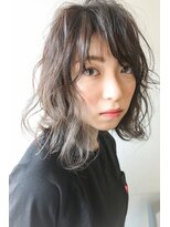 リアン(Lien)&nbsp;人気の細かいハイライト　バレイヤージュカラー