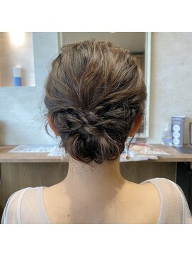 パームパム 熊谷店(Perm Pam) シニヨンアレンジ