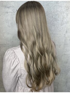 ヘアデザイン ファブロ(hair design FABRO.) ハイトーンベージュ♪