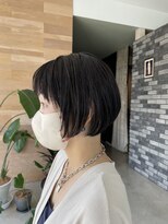 カットアンドトータルビューティ ヴァンキャトル(Cut&Total Beauty VINGT QUATRE)&nbsp;ダークトーンミニボブ