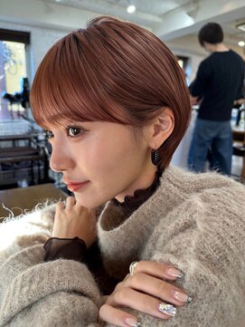 ガーデン タチカワ(garden tachikawa) 小顔バング × 耳掛けショート × ベリーピンク