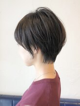 <京橋>バランスで変わる『前下がりショート』品よく・大人っぽく・シンプル♪／白髪ぼかしハイライトも◎