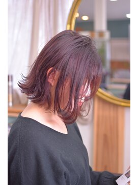 ダラ(DARA) 切りっぱなしボブ+ピンクブラウン