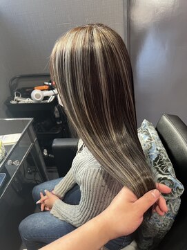 ヴィアンジュ(viange) #ハイライトカラー#夏カラー#ハイライト