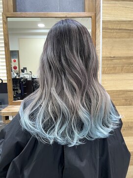 ジゼル(gisele) バレイヤージュ×裾カラー