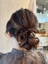 ポルム パプリカ(polum paprika)&nbsp;ゆるふわ編み込みアップヘア♪ブライダル お呼ばれ二次会ドレス