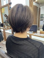 ハーツ(Heart's) 白髪ぼかし/イメチェンヘアスタイル/前髪カタログ/ショートボブ