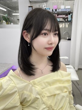 エヌアイ オモテサンドウ(ni omotesando) オリーブグレージュ/赤み消しカラー/ミディアムレイヤー上野