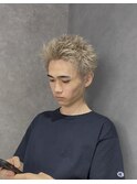 ブロンドスパイキーショート