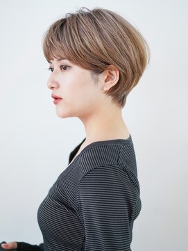 丸みショート・ボブ/丸顔/前髪あり/絶壁解消/40代/30代/長め