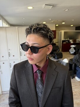 ハピネス 泊店(happiness) 極道パーマメッシュホワイトメッシュ