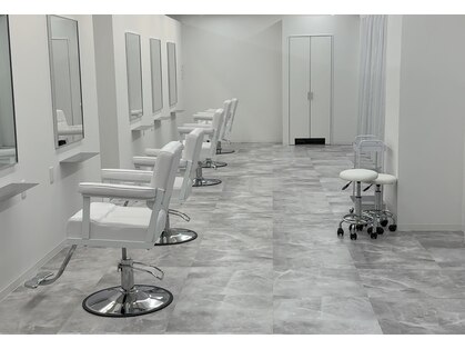 グルーム(GROOM)の写真