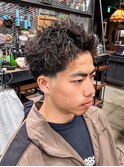 【テーパーフェード×ツイストパーマ】