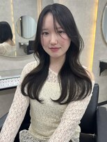 ルノン フィージュ(LUNON fieju)&nbsp;黒髪クラゲヘアーオリーブグレー小顔ココアベージュ