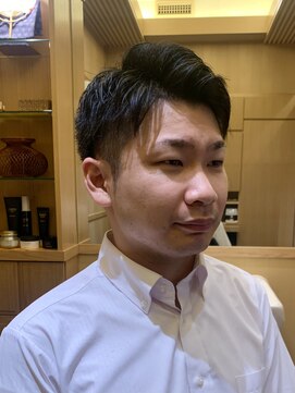 ヒロギンザプレミアムバーバースパ パレスホテル店(HIRO GINZA) ツーブロック×ビジネス/理容室/大手町