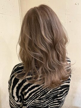 ヴォアソルヂェガーデン(Voasorte GARDEN) 【KIKA】ミルクティシルバーベージュ