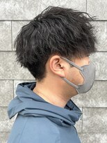 ヒュイル バイ ニアウ(Hwyl by Niau)&nbsp;メンズマッシュパーマツイストスパイラルパーマニュアンスパーマ