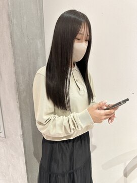 ヨーク(YOKE) YOKE 縮毛矯正サラ艶ロング髪質改善シースルーバング艶髪