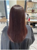 もうクセ毛に悩まない!縮毛矯正で手にいれるサラサラ美髪