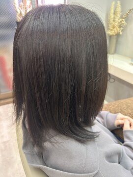 アオ 花咲町(a-o) 軽めのミディアムレイヤー♪