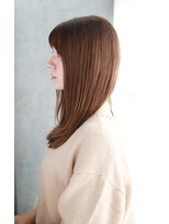 シュシュット(chouchoute) 美髪質改善ホワイトブロンドワイドバングイメチェン外ハネボ44