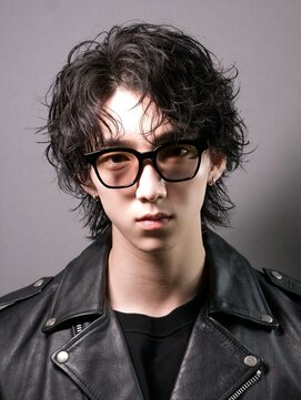 メンズサロン ゴールド 名古屋(GOALD) スパイラルパーマ　センターパート　ニュアンスパーマ