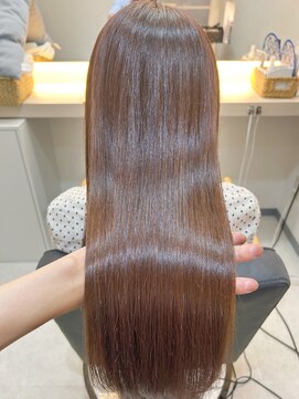 アリアツイン バイ エクラート 池袋西口店(ARiA TWiN by ECLART) 【圧倒的艶髪】艶髪METEO、スピエラ酸性縮毛矯正