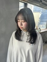 リュッカ(Lyuck)&nbsp;【MANA】レイヤー/レイヤーカット/ハッシュカット/ウルフ