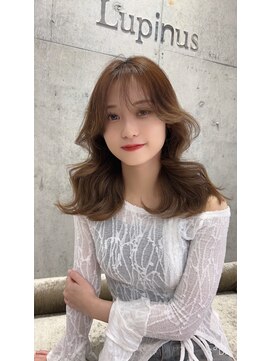 ロンドルピナス 小倉(Lond Lupinus) ミディアムヘア暗めカラー/デザインカラー/フェイスフレーミング