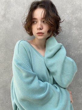 ボブ　　ミディアムボブ　　コテ巻き