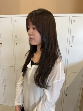 ジジ インターパーク 宇都宮(Gigi) レイヤーカット/透明感カラー/インターパーク
