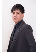 メリハリのある刈り上げスタイル!トップの動きでその人らしさを