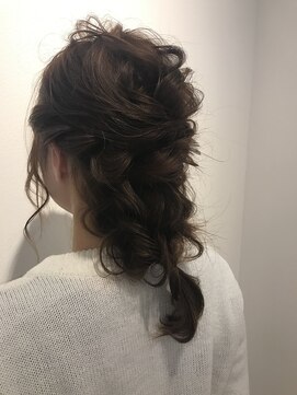 ヘアーリゾートラシックアールプラス(hair resort lachiq R+) 《R+》ねじりあみおろし