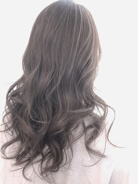 ロッソ 逗子銀座店(ROSSO Zushi-Ginza) 傷ませない【ハイライト】で作る大人アッシュ