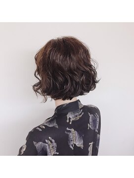 ピーナ 大久保店(Pina) お手入れしやすいゆるふわパーマ