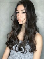 クーエフー(coo et fuu)&nbsp;表参道 センターパートのロングヘアーでブランジュカラー♪2藤沢