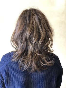 コバコ(Cobaco) アディクシー×透明感×グレージュ