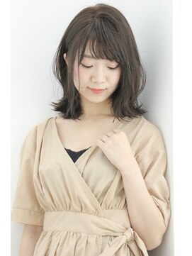 クラン 岡本(Chlan) 透明感グレージュ★ナチュラルモードのミディアムヘア