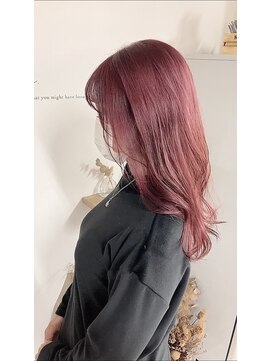 シェノン(Chainon.) 艶髪 シャイニーピンク ダブルカラー 【博多】