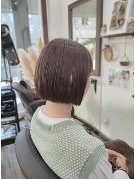 シエル(Ciel) ミニボブ*オリーブベージュ