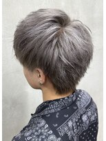 ダズルヘアーエイチ(DAZZLE hair H)&nbsp;尾崎指名/ウルフ×グレージュカラー